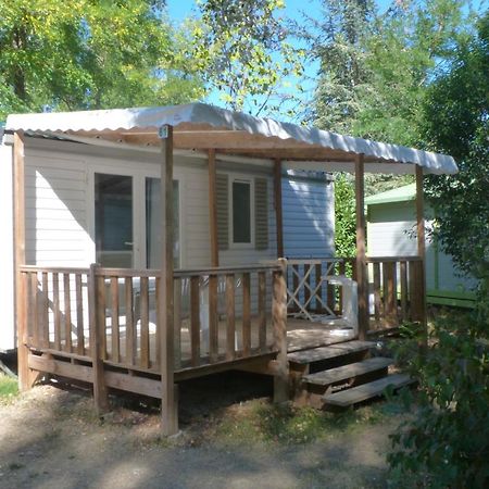 Camping L'Eau Vive Hotel Dauphin Bagian luar foto
