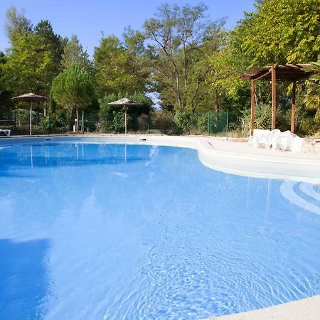 Camping L'Eau Vive Hotel Dauphin Bagian luar foto