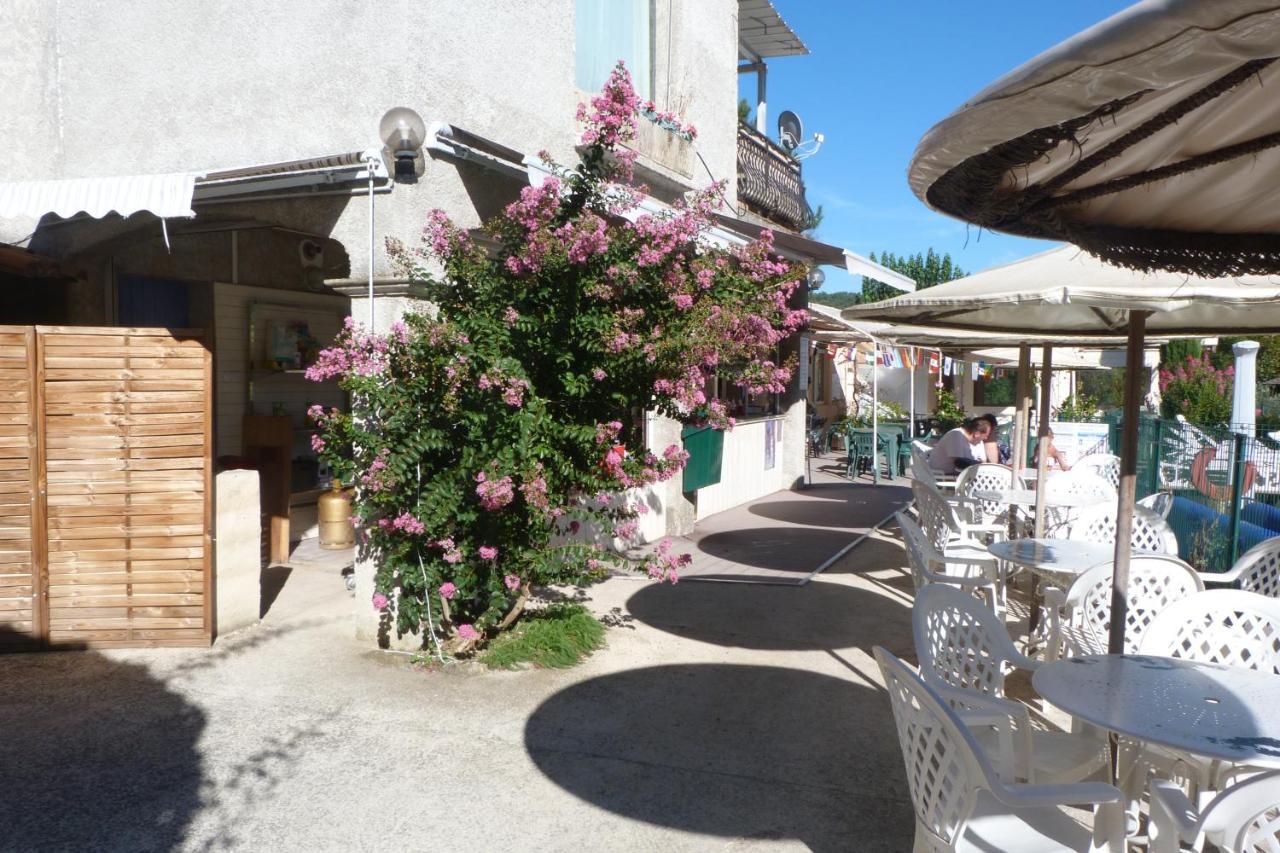 Camping L'Eau Vive Hotel Dauphin Bagian luar foto