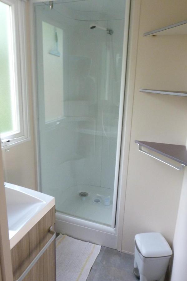 Camping L'Eau Vive Hotel Dauphin Bagian luar foto